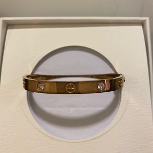 Gold bracelet